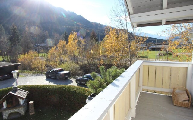 Cozy Apartment with Garden in Mühlbach