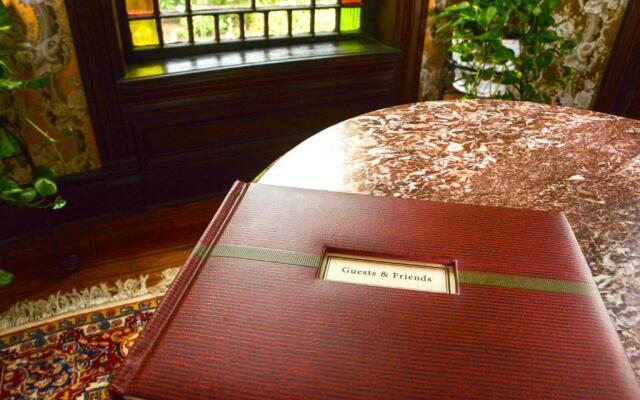 The Towers Bed & Breakfast