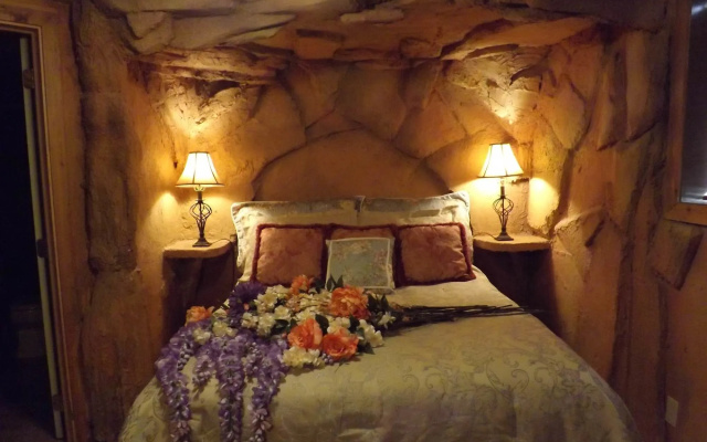 Amid Summer's Inn Bed and Breakfast