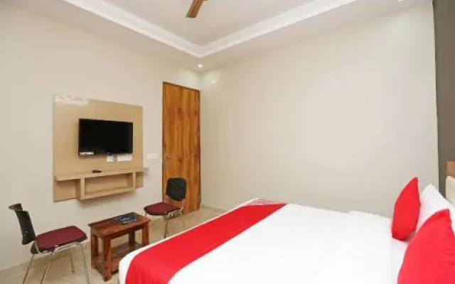Palm Garden Suites By OYO Rooms