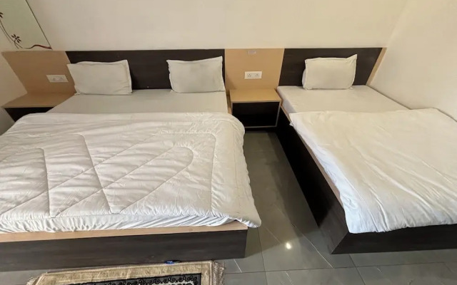Shree Radhe Mohan Hotel and Resort
