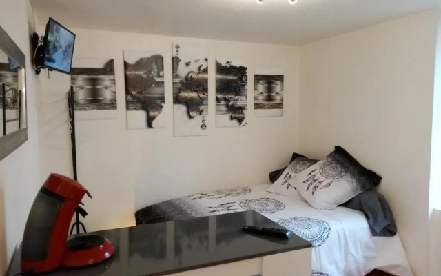 STUDIO 10 calme à Valadon