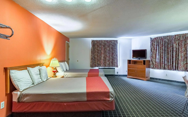 Motel 6 Grand Rapids, MI - Northeast