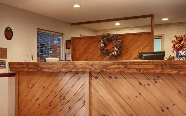 SureStay Plus Hotel by Best Western Berkeley Springs
