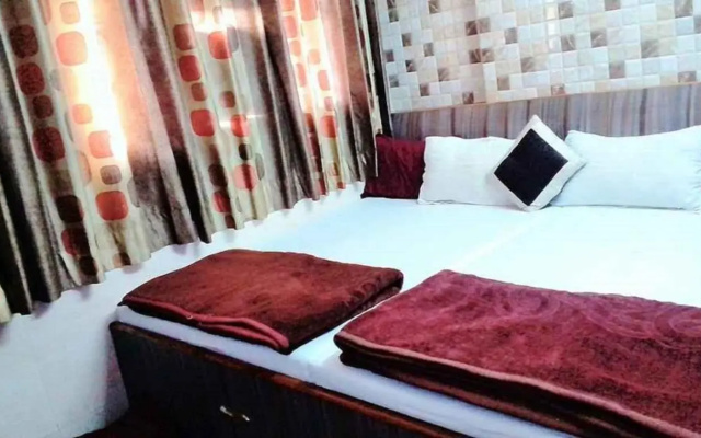 Ajanta Hotel 100 Mtrs Railway Station & 400 Mtrs Dargah