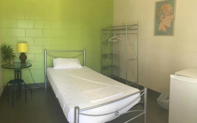 Adventurers Resort - Hostel
