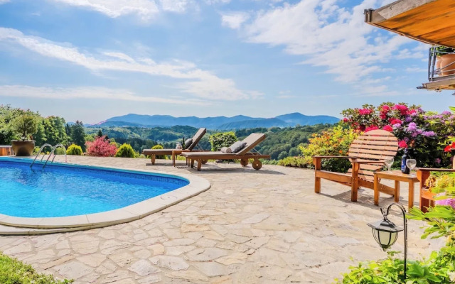 Castle View Haven With Wellness And Pool