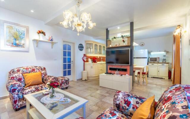 Apartment Villa Camellia - Adults Only