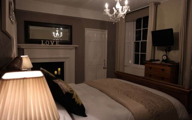 White Linen Whitby, Room Only