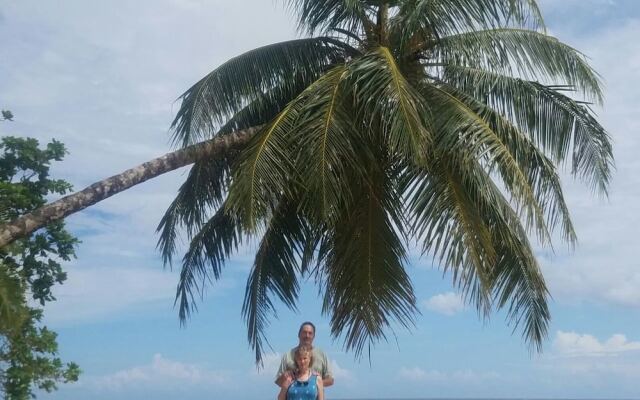 Dolphin Bay Hideaway