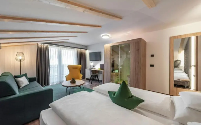 Vitaurina Royal Hotel