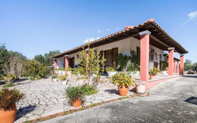 Angela Country House