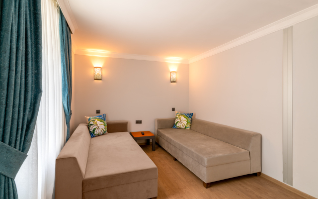 Gravel Hotels Select