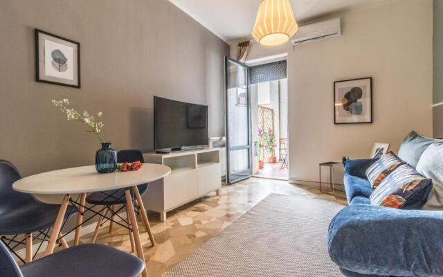 JOIVY Modern 1-Bed Flat W/Balcony