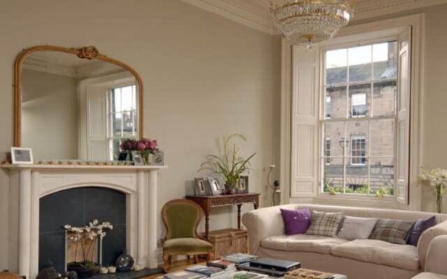 Upmarket Georgian Apartment Edinburgh