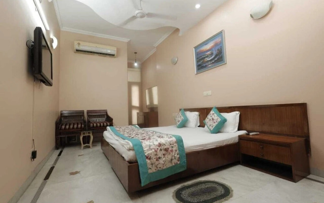 Room in B&B - Bed and Breakfast Cum Home Stay