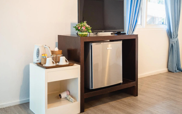 The C Samet Beach Resort