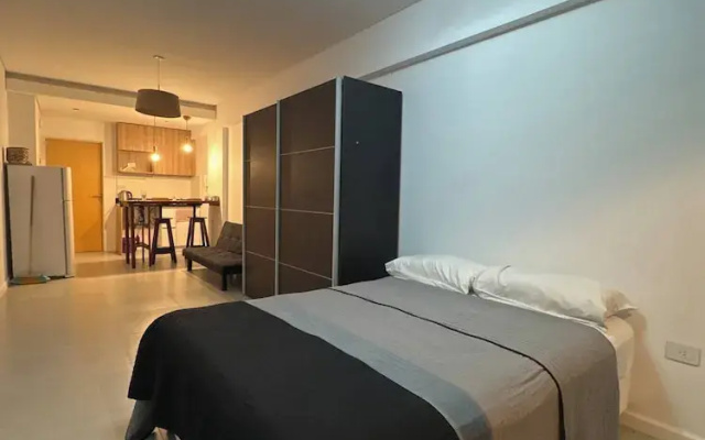 Alberti 360 Charming City Center Apartment With Shared Pool