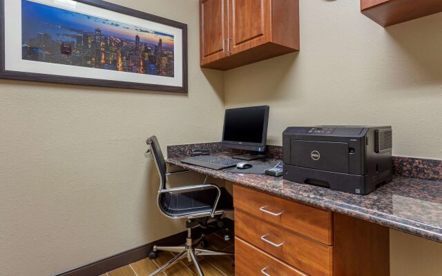 Comfort Suites Grayslake near Libertyville North