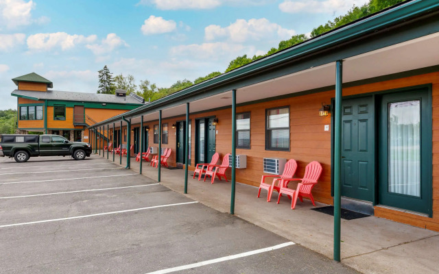 Econo Lodge Lakeview