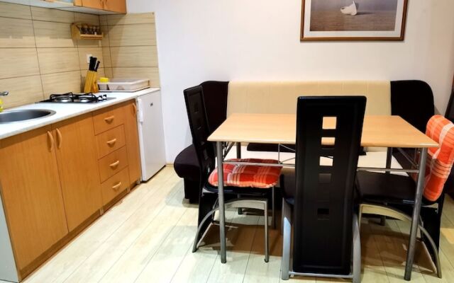 Inviting 1-Bed Apartment in Ičići