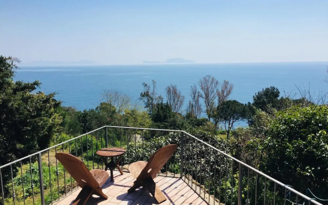 Borgo Mediterraneo Near Chiaia