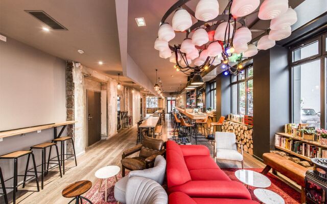 The People - Paris Belleville