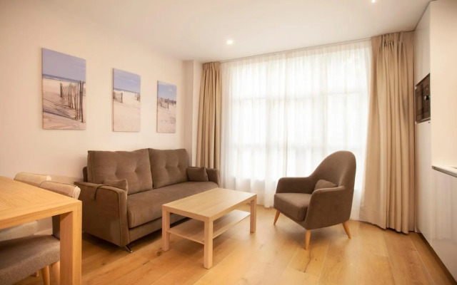 Apartamentos Reina Victoria