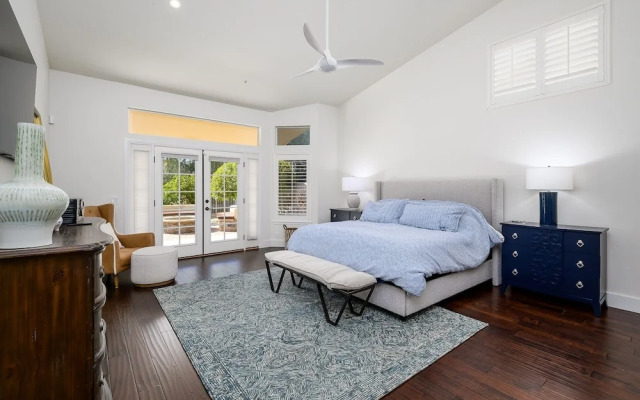 Casa Pinnacle 3 Bedroom Home by RedAwning