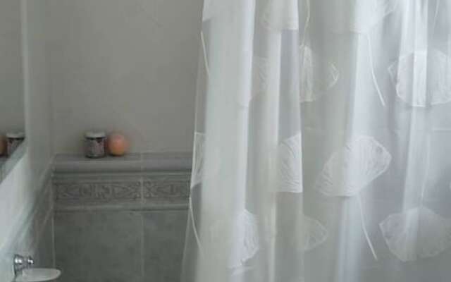 Beautiful And Comfortable Near To Subway