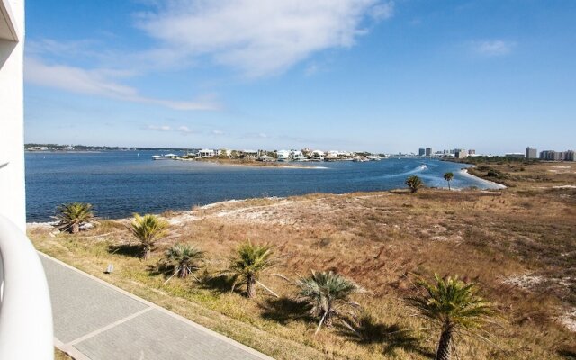 Crd0210 3 Bedroom Condo