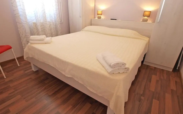 Apartment 1103