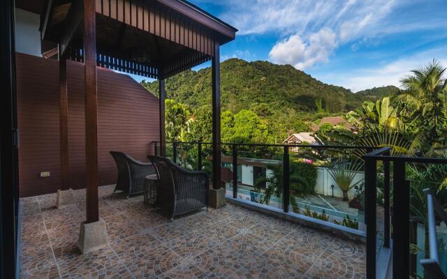 AP West 4 - Private pool in the heart of Kamala