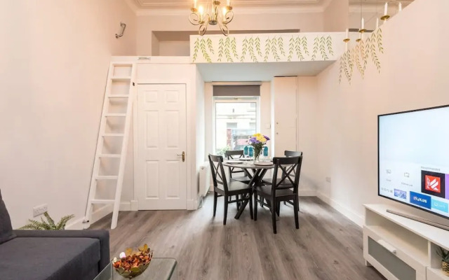 1bed-ground Fl -private Entrance