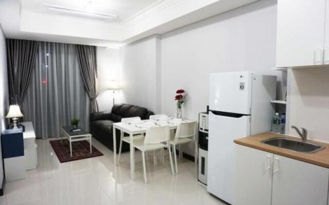 Luxury 2 BR Condo at Casa Grande Residence - Kasablanka Mall