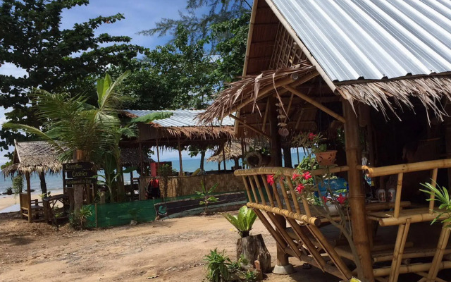 Rann Chalet Beach Side