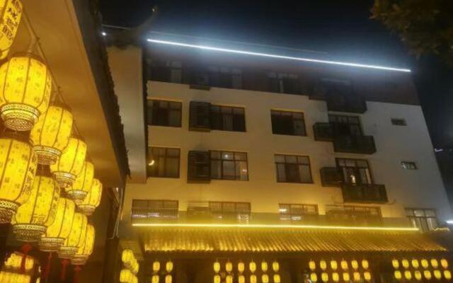 Long Cheng Hotel