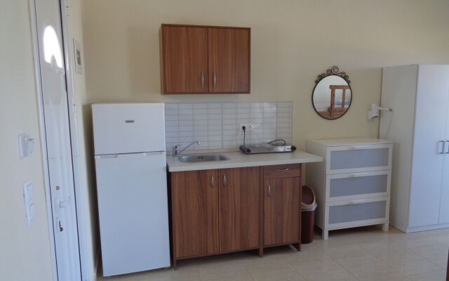 Hotel Sarti Beach