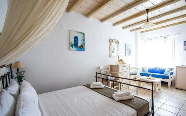 Beachfront Villa Giovanna-Premium Location&Jacuzzi