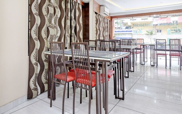 OYO 9507 Hotel Sathi Residency