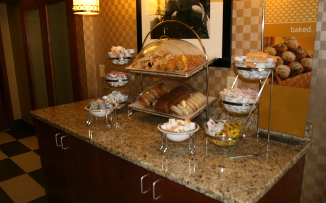 Hampton Inn Hillsville