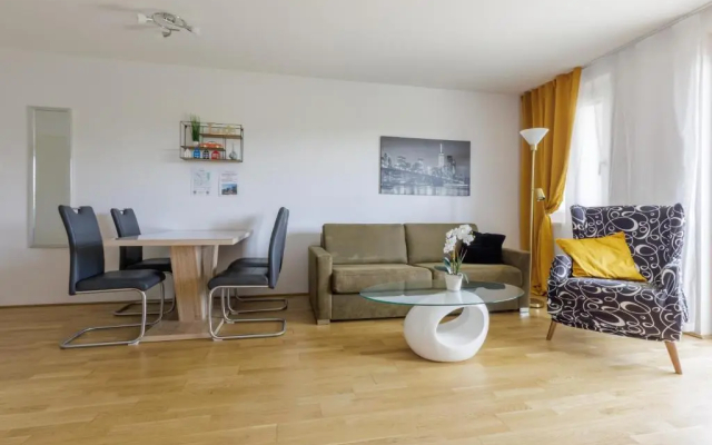 Vienna City and SPA - Modern Apartments next to Therme Wien & 15 Minutes to the City Center - Resort in Vienna - Photo 3