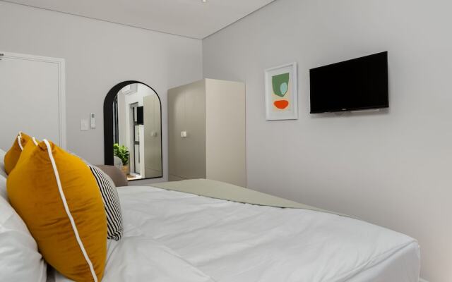 Neighbourgood First Crescent