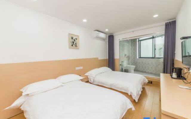 Youhai Hotel (Baoshan Wanda Branch)