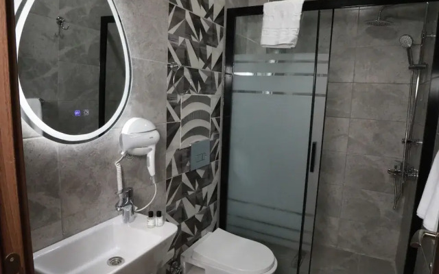 Rays Otel