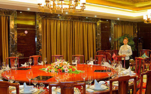 Yichang Golden Lion Hotel