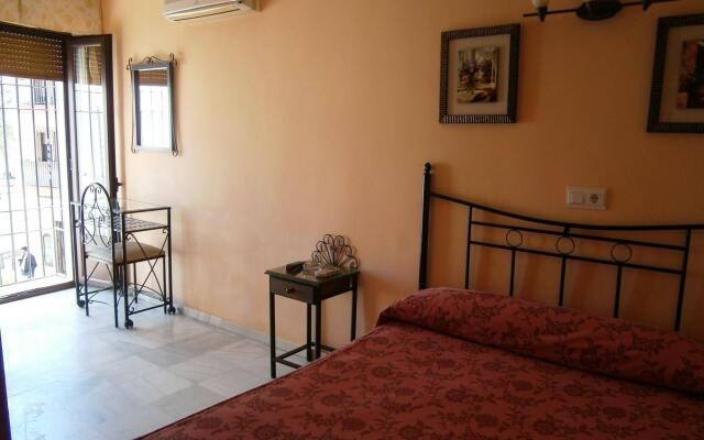 Hostal Almanzor