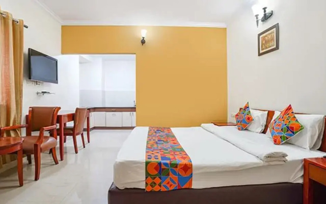 Fabhotel The Kings Suites