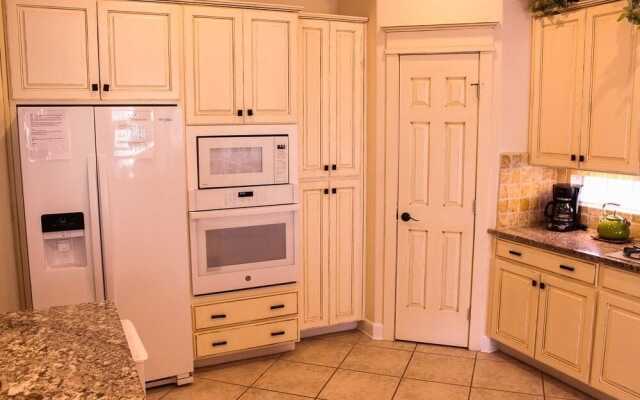 4848 Ocean Blvd - 4 Br Home