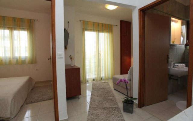 Apartment Toni A2 Sukosan, Zadar riviera